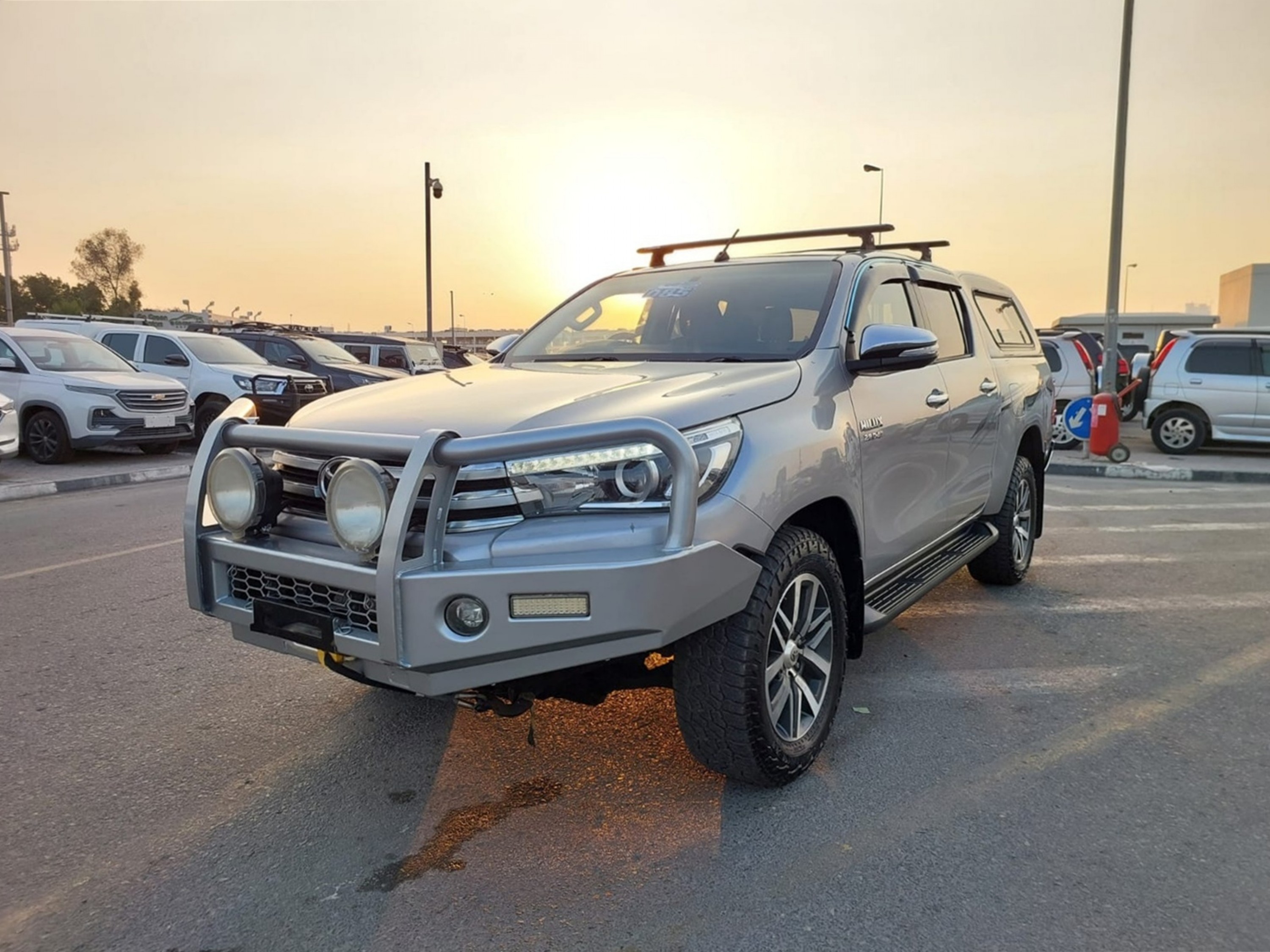 TOYOTA Hilux SR5