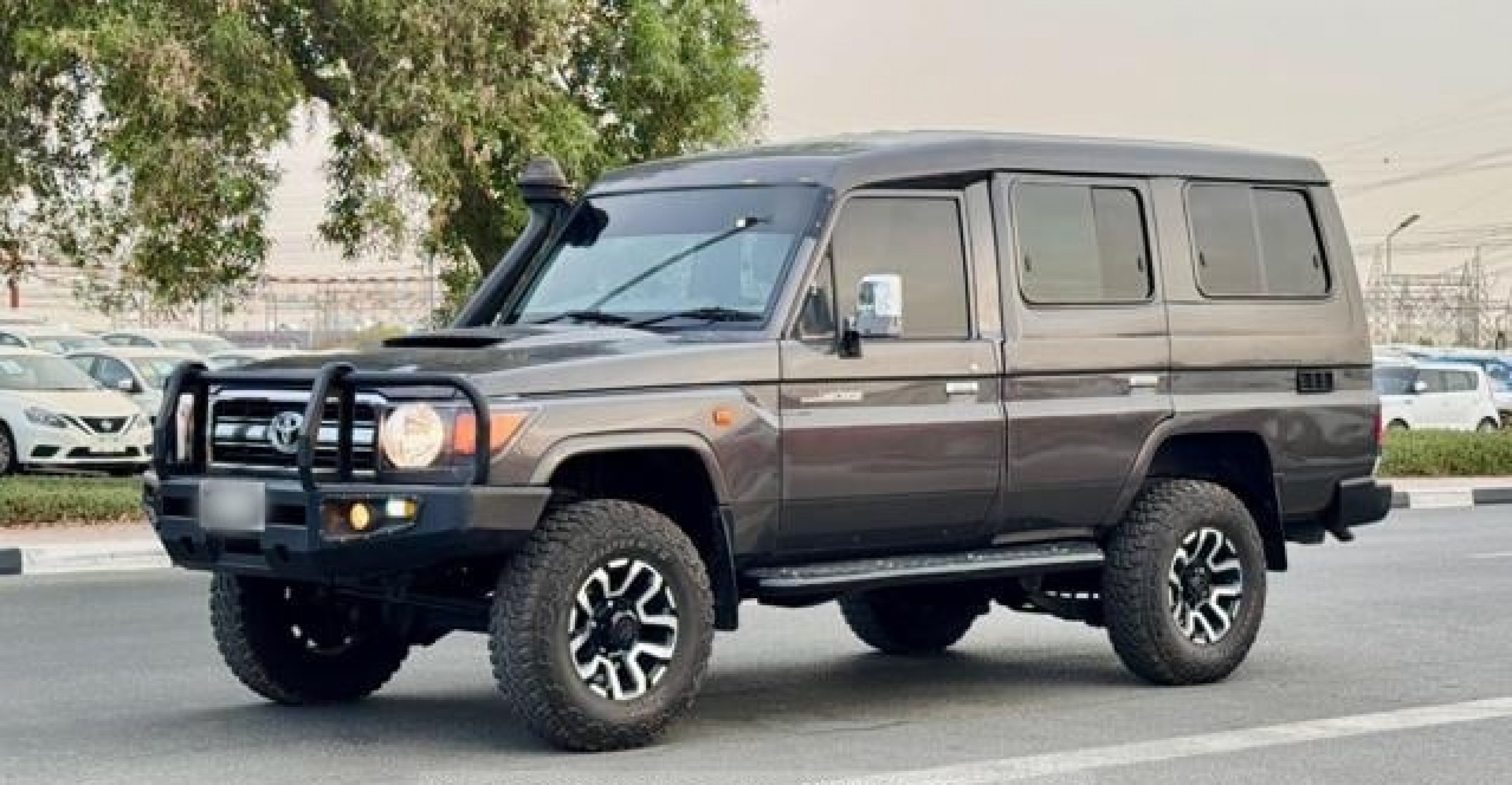 TOYOTA Land Cruiser