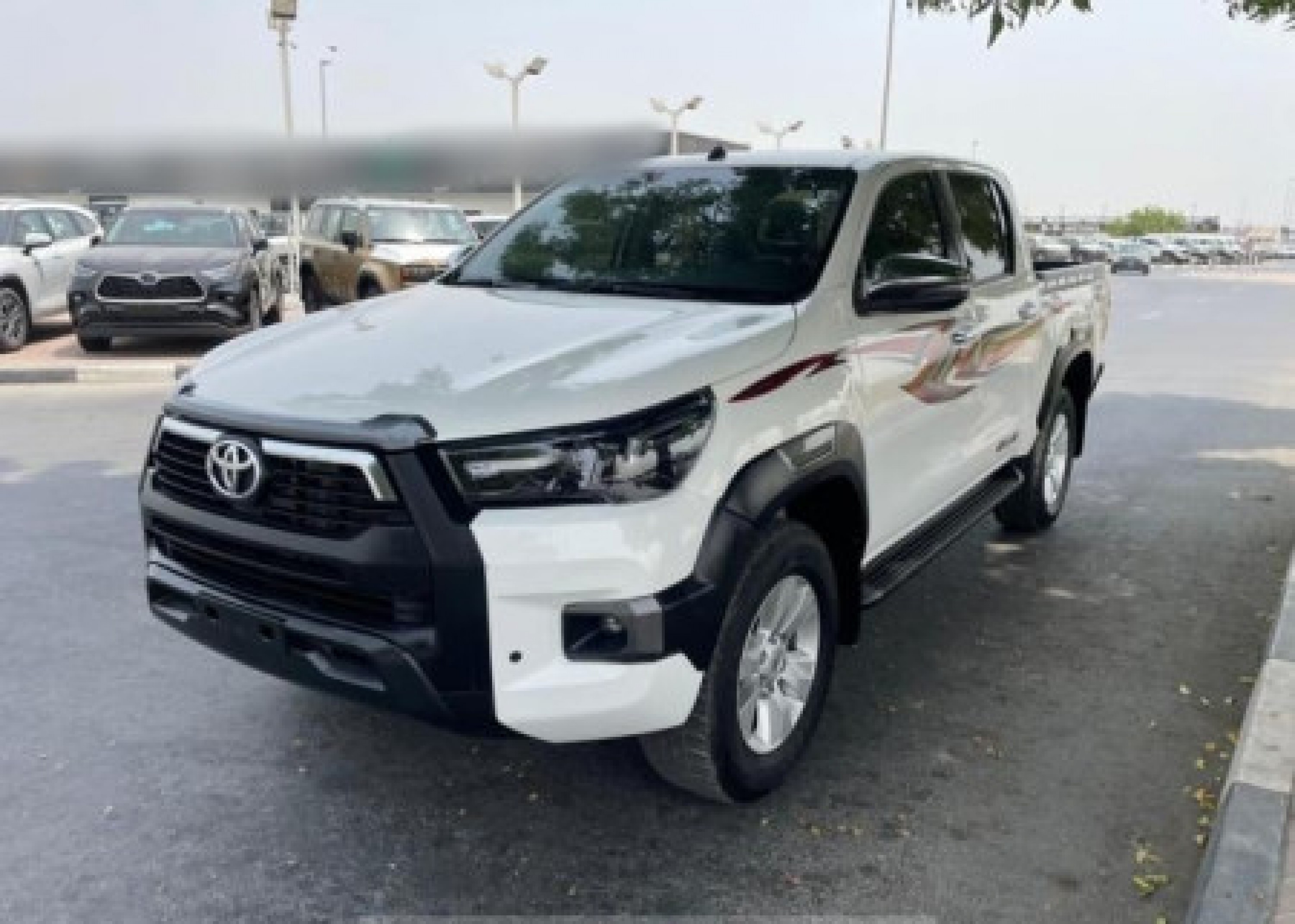 TOYOTA Hilux