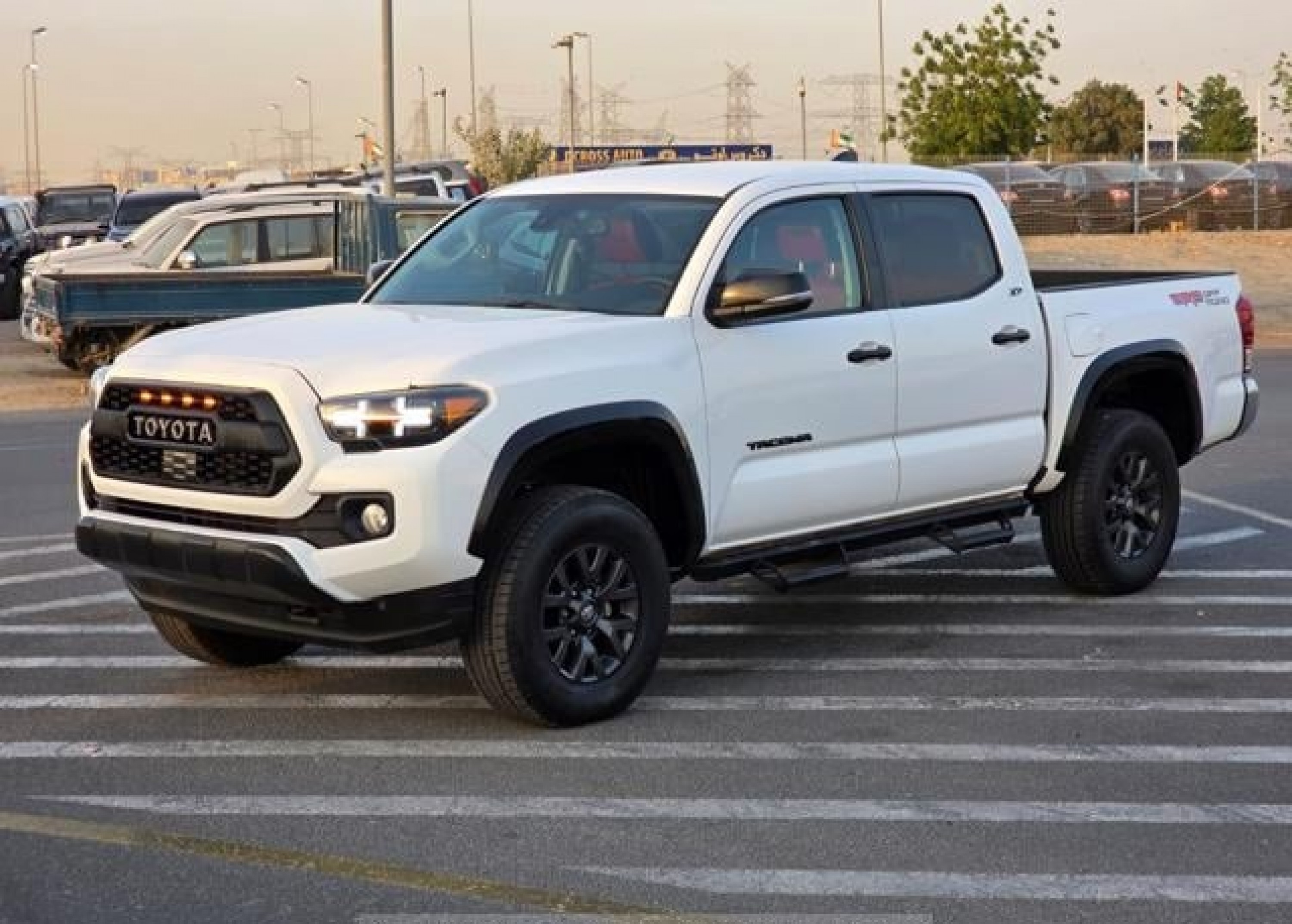 TOYOTA TACOMA